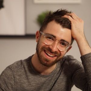 Meet your Posher, Eric